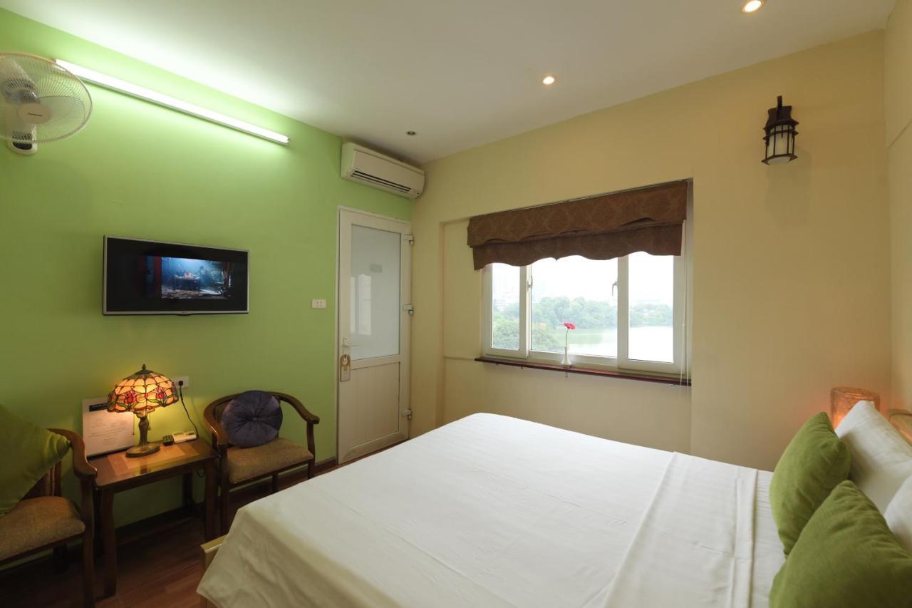Holiday Lakeview Hotel Hanoi Buitenkant foto