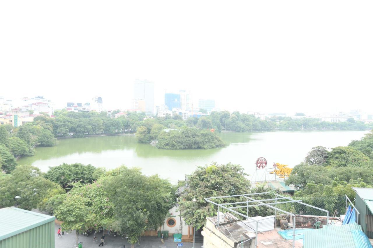 Holiday Lakeview Hotel Hanoi Buitenkant foto